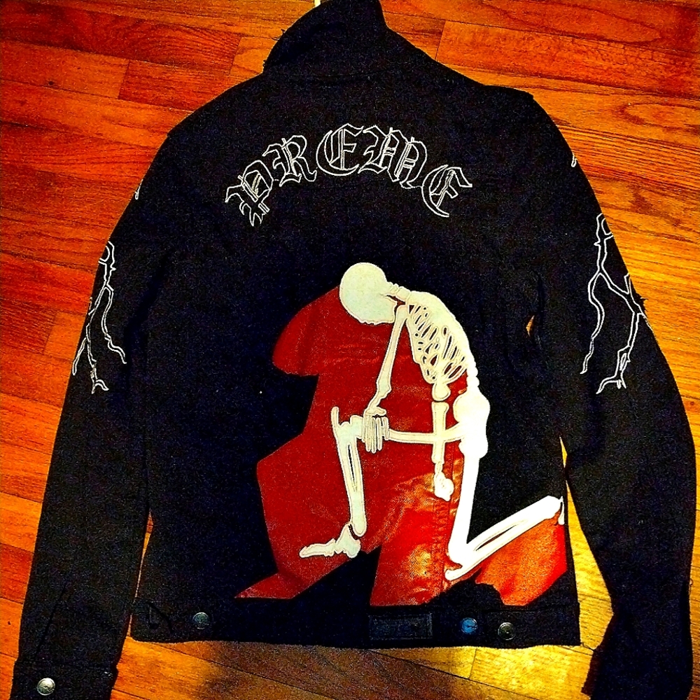 Men designer Black jean jacket.....,